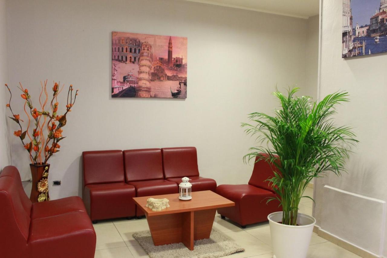 Hotel Nettuno Montecatini Terme Kültér fotó